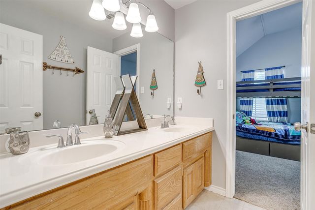 105 Shorewood Place, Joshua, TX 76058