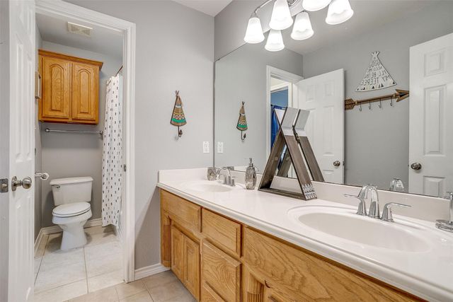105 Shorewood Place, Joshua, TX 76058