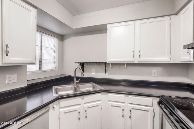 533 W GUADALUPE Road 2135, Mesa, AZ 85210