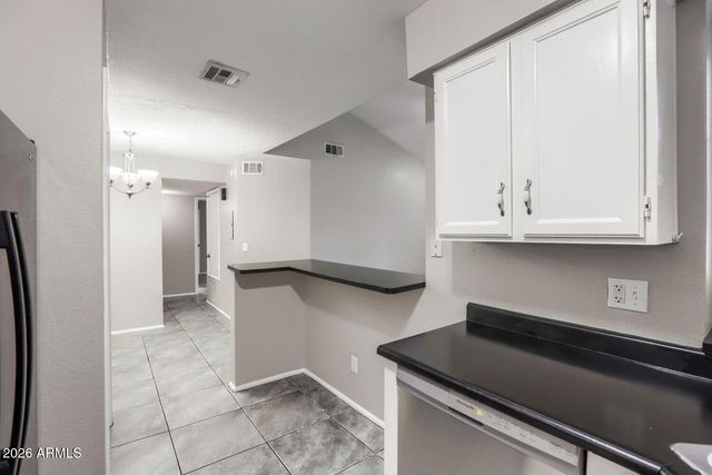 533 W GUADALUPE Road 2135, Mesa, AZ 85210