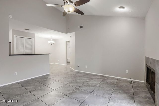 533 W GUADALUPE Road 2135, Mesa, AZ 85210