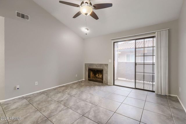 533 W GUADALUPE Road 2135, Mesa, AZ 85210