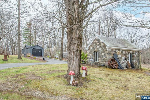30 Ramsey Road, Sussex, NJ 07461