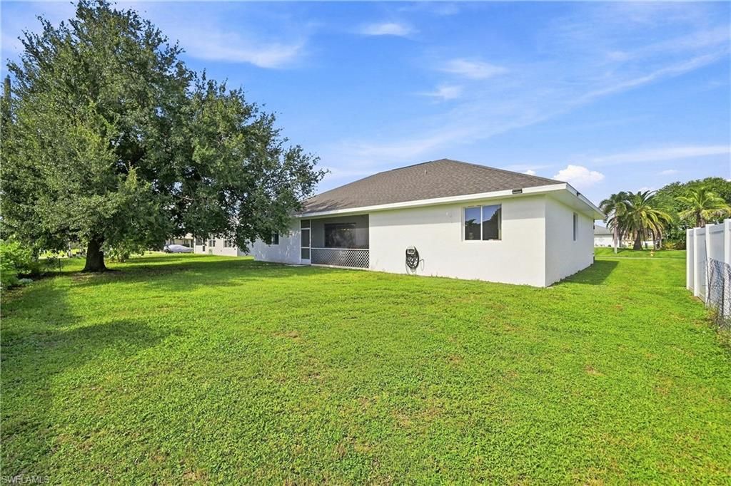 Image 28 of property listing at 153 SE 1st AVE, Cape Coral, FL 33990