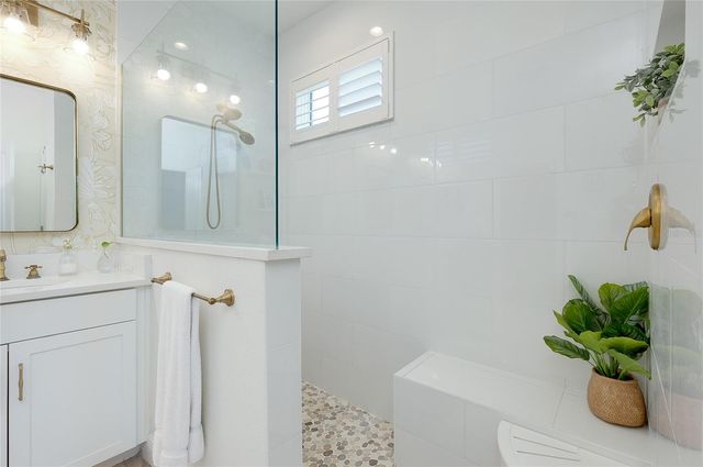 11484 MONTSERRAT DRIVE, Venice, FL 34293