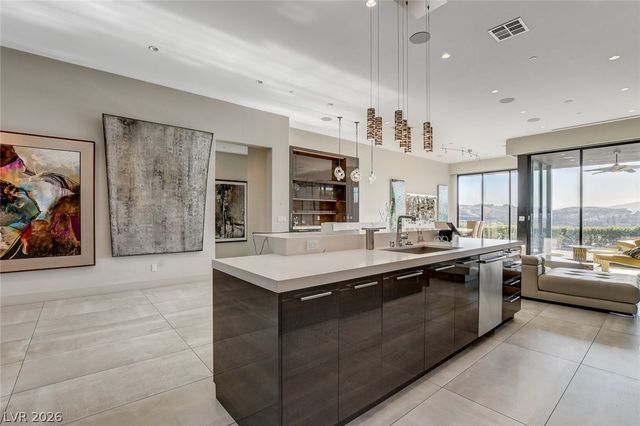 455 Tranquil Peak Court, Henderson, NV 89012