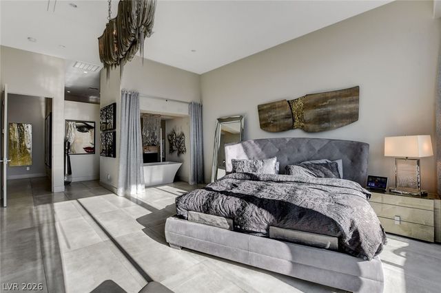 455 Tranquil Peak Court, Henderson, NV 89012