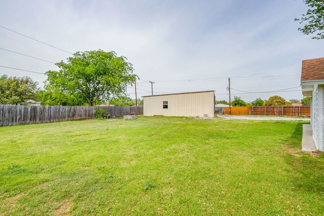 1604 Ann And Dossy Court, Crowley, TX 76036