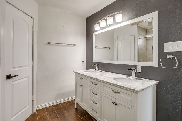 1604 Ann And Dossy Court, Crowley, TX 76036