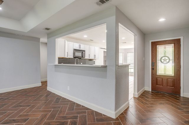 1604 Ann And Dossy Court, Crowley, TX 76036