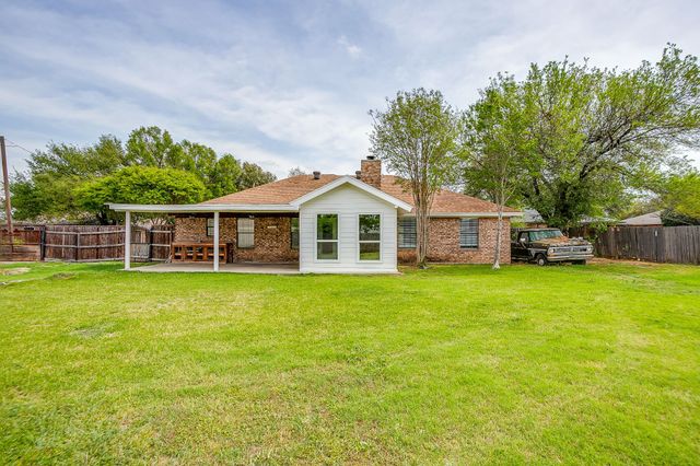 1604 Ann And Dossy Court, Crowley, TX 76036