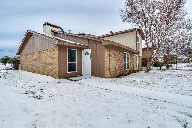 1402 S Carrier Parkway 110, Grand Prairie, TX 75051