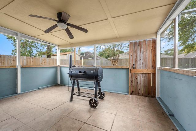 21542 Maddux Drive, Porter, TX 77365