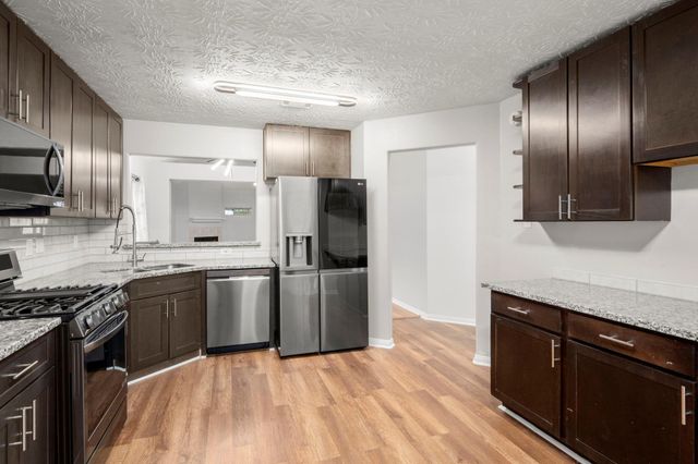 21542 Maddux Drive, Porter, TX 77365