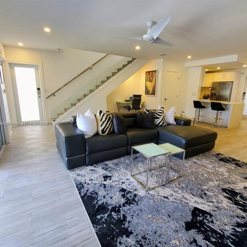 7406 Gary Ave, Miami Beach, FL 33141