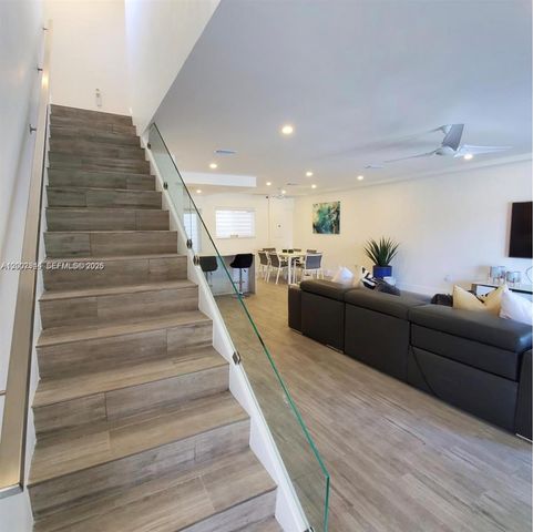 7406 Gary Ave, Miami Beach, FL 33141