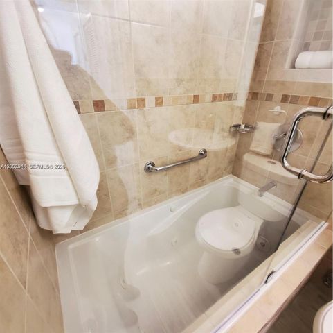 7406 Gary Ave, Miami Beach, FL 33141