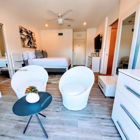 7406 Gary Ave, Miami Beach, FL 33141