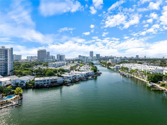 7406 Gary Ave, Miami Beach, FL 33141