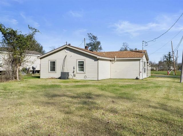 2201 Duke Street, Westlake, LA 70669