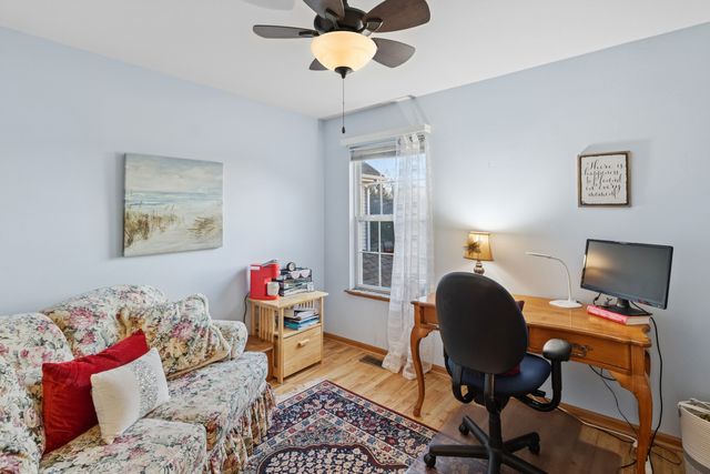 18 Peach Tree Court, Algonquin, IL 60102