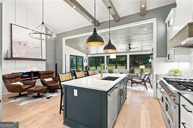 180 Burnett Way, Alpharetta, GA 30009