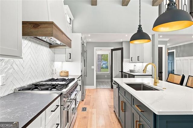 180 Burnett Way, Alpharetta, GA 30009