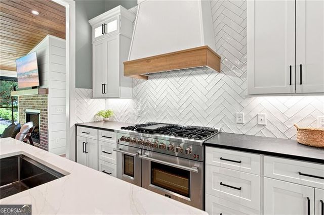 180 Burnett Way, Alpharetta, GA 30009