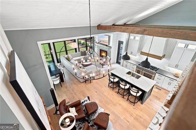 180 Burnett Way, Alpharetta, GA 30009