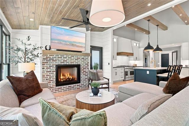 180 Burnett Way, Alpharetta, GA 30009