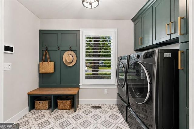 180 Burnett Way, Alpharetta, GA 30009