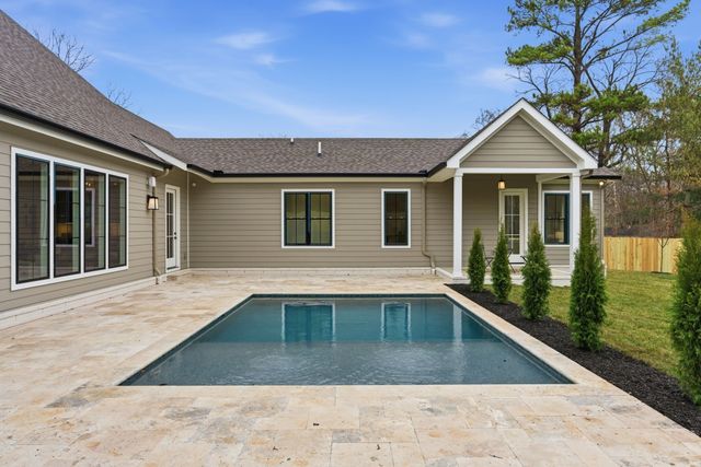 1107 Lipscomb Dr, Nashville, TN 37204