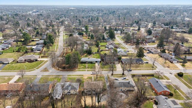 783 Rebecca Drive, Lexington, KY 40502