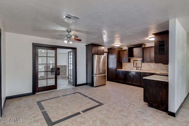 1320 W 6th Street, Tempe, AZ 85281