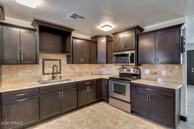 1320 W 6th Street, Tempe, AZ 85281