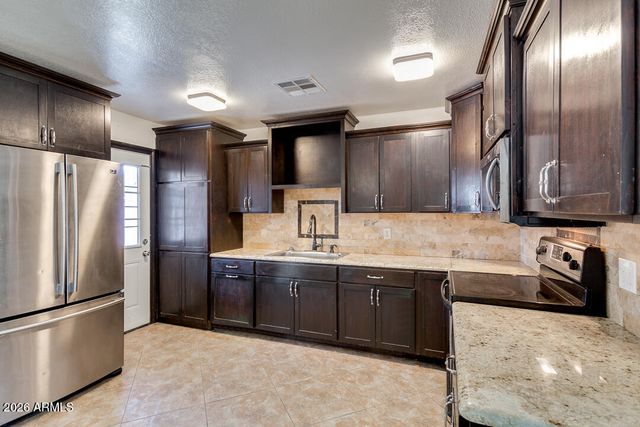 1320 W 6th Street, Tempe, AZ 85281