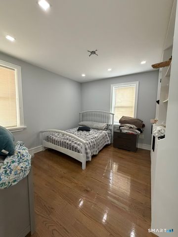 2964 State Street, Hamden, CT 06517