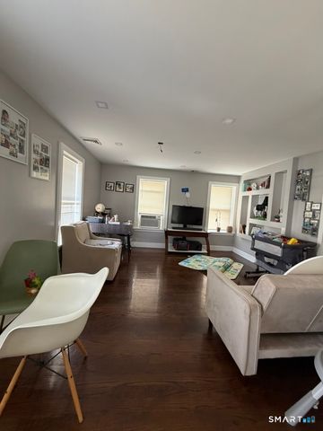 2964 State Street, Hamden, CT 06517