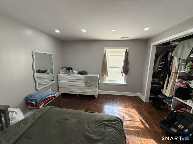 2964 State Street, Hamden, CT 06517