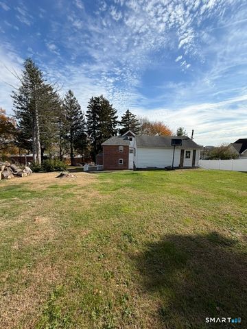 2964 State Street, Hamden, CT 06517