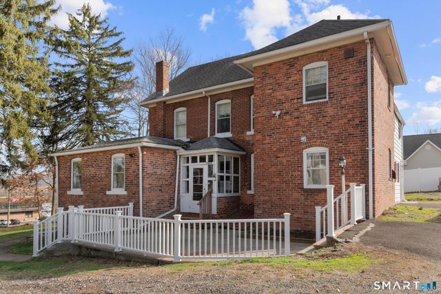 2964 State Street, Hamden, CT 06517