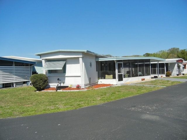 212 RUE DE PONT, Tavares, FL 32778