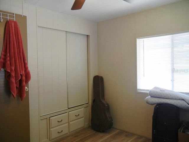 212 RUE DE PONT, Tavares, FL 32778