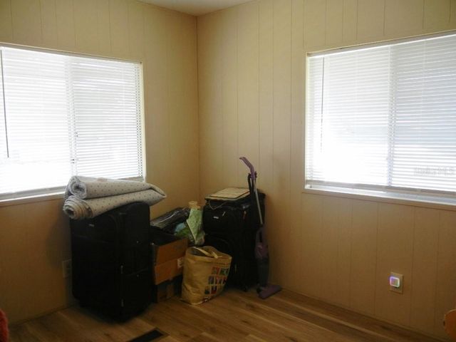 212 RUE DE PONT, Tavares, FL 32778