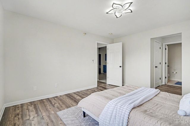 5696 Bridgetown Road, Green Twp, OH 45248