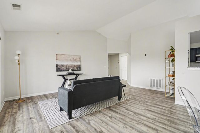 5696 Bridgetown Road, Green Twp, OH 45248