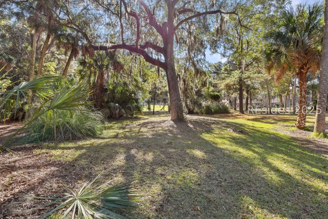 37 Haul Away, Hilton Head Island, SC 29928