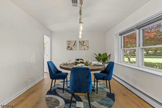 28 Deer Run Dr, Montgomery Twp., NJ 08502