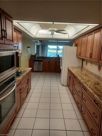 11891 Prince Charles CT, Cape Coral, FL 33991