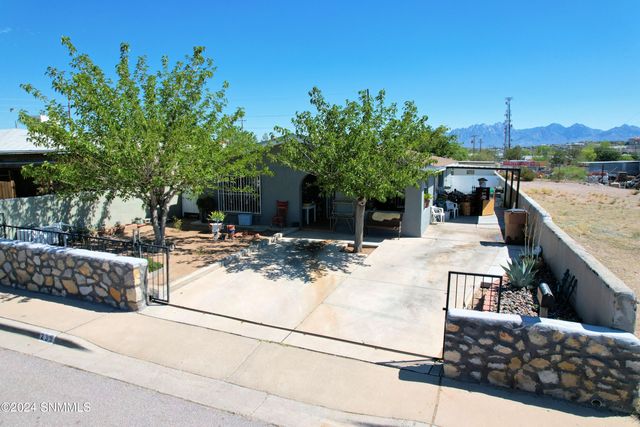 235 Cottonwood Street, Las Cruces, NM 88001